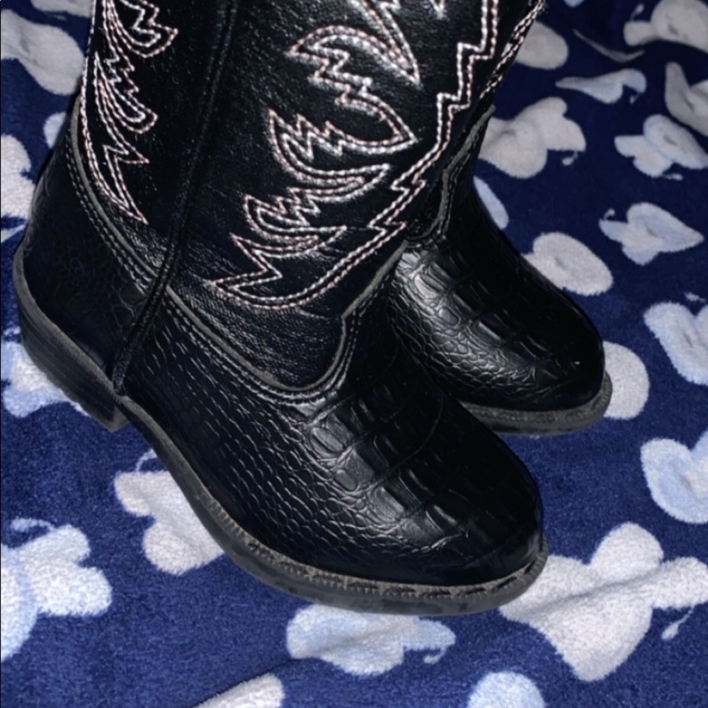 Toddler boots